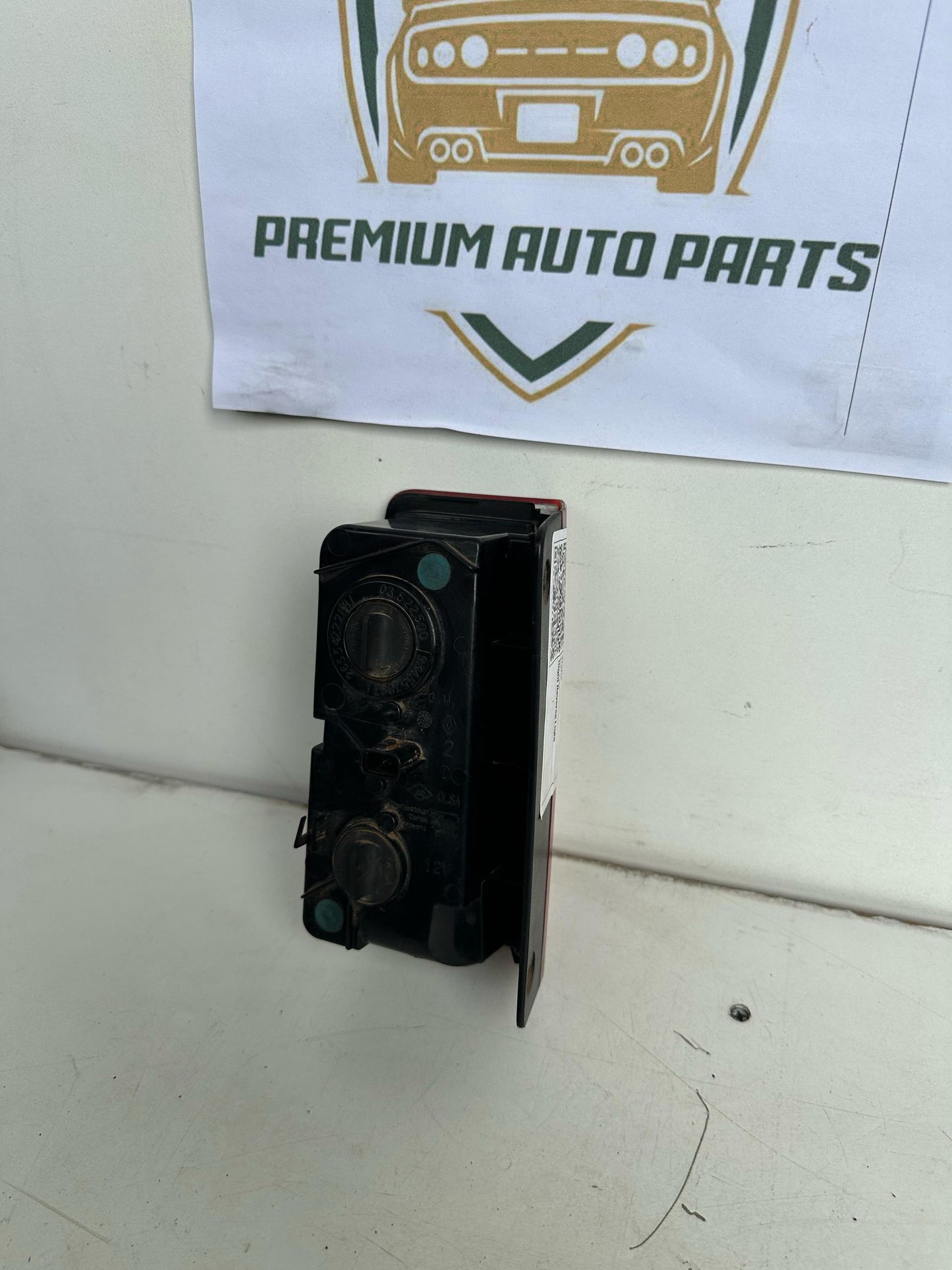 2015 Renault Trafic Right Reverse Light
