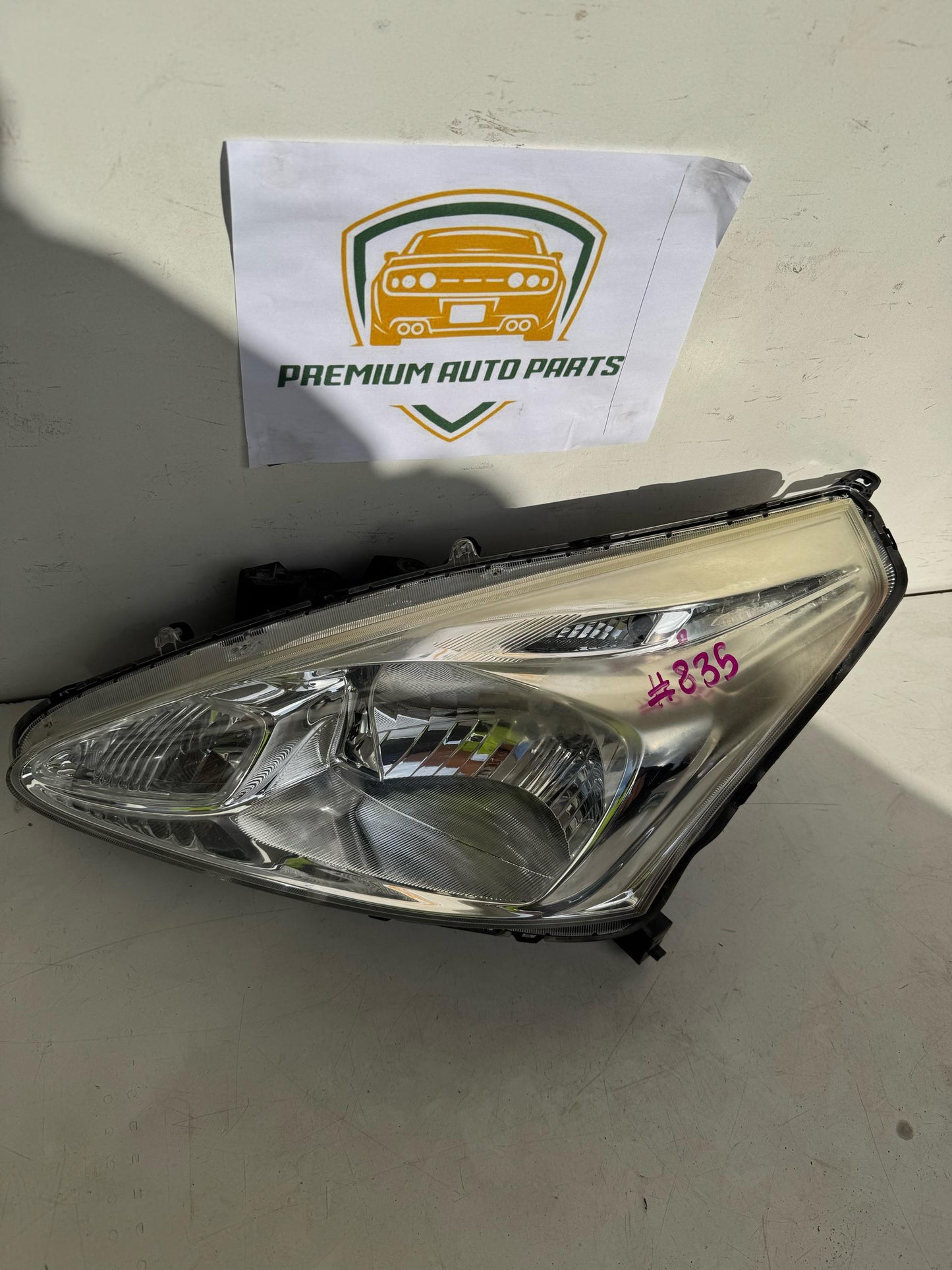 2015   Left Headlight