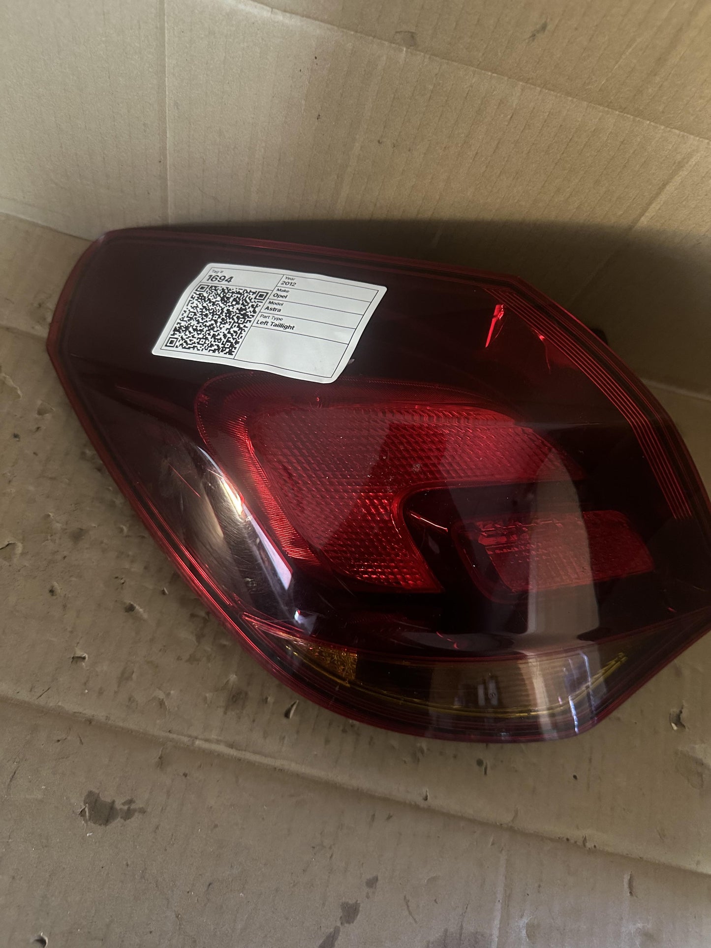 2012  AS Select Left Taillight