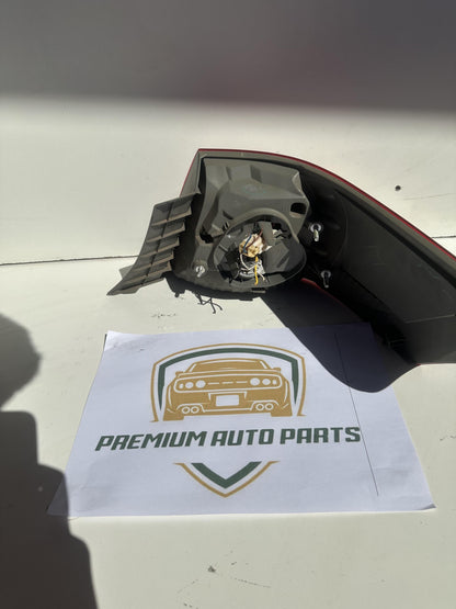 2007  V40 Left Taillight