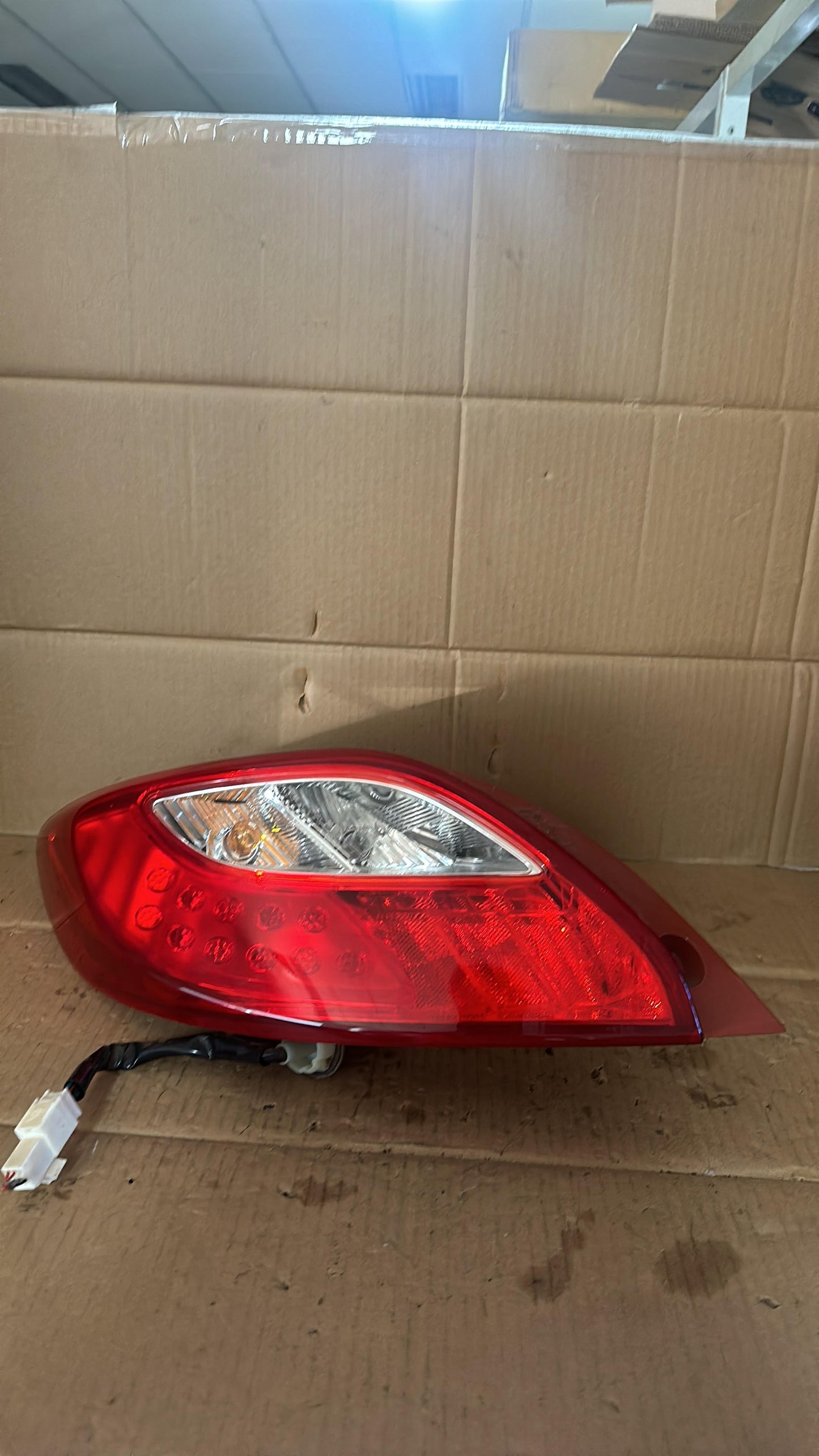 2008   Left Taillight