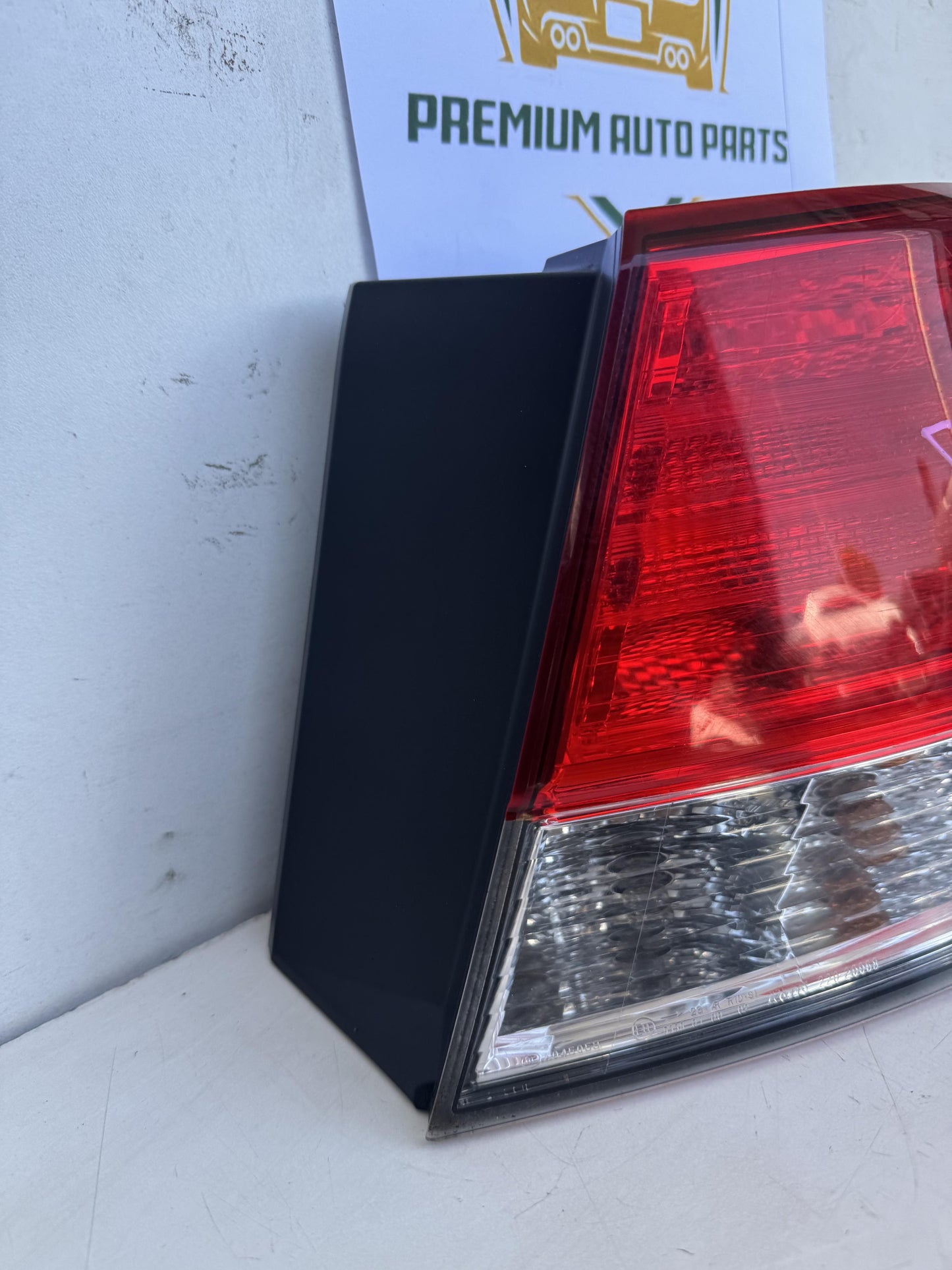 2012  V BM Right Taillight