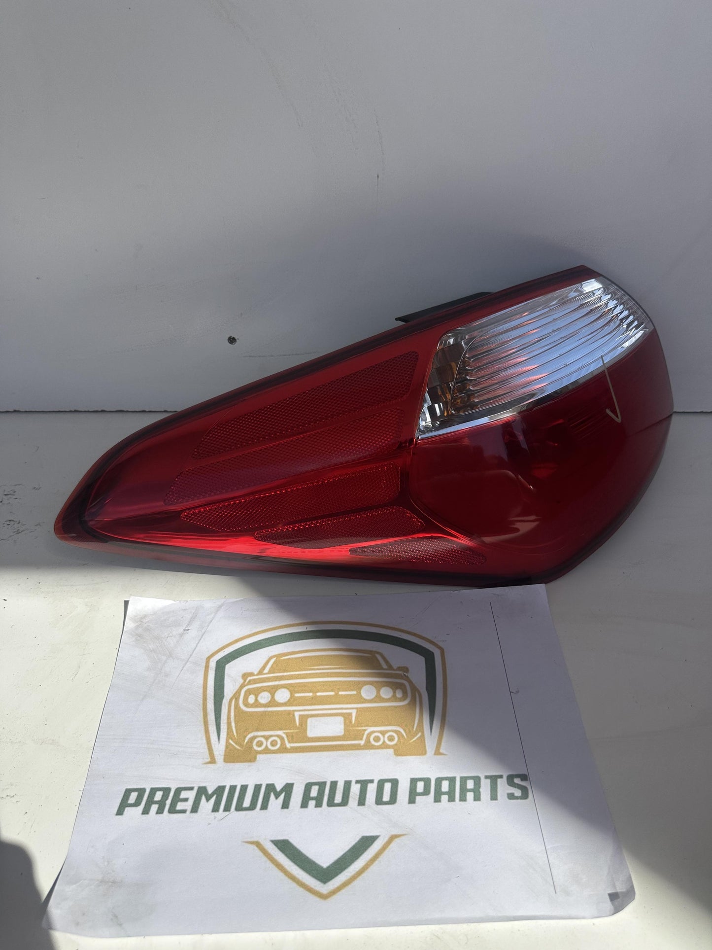 2015  YD Left Taillight