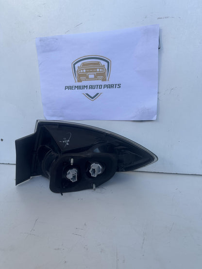2006  BK10F1 Left Taillight