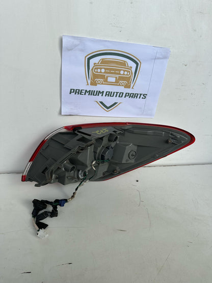 2012 Nissan MuranoII Z51 Left Taillight