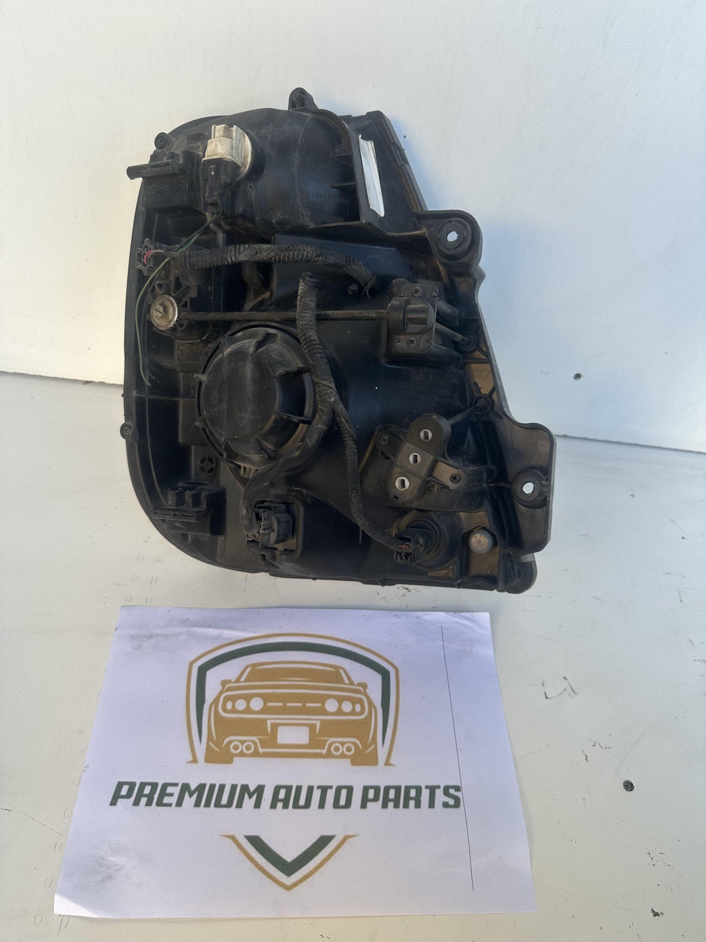 2008   Left Headlight
