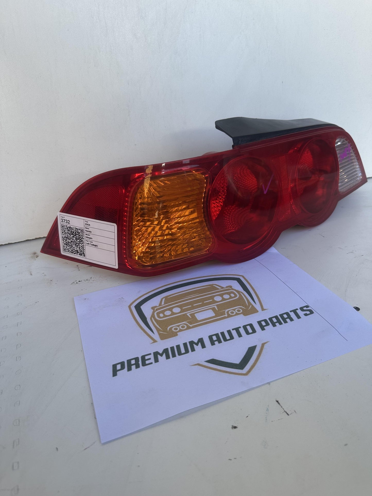 2004   Left Taillight