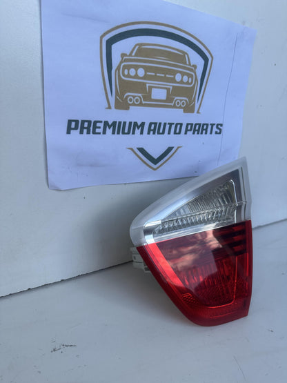 2006   Right Boot Light