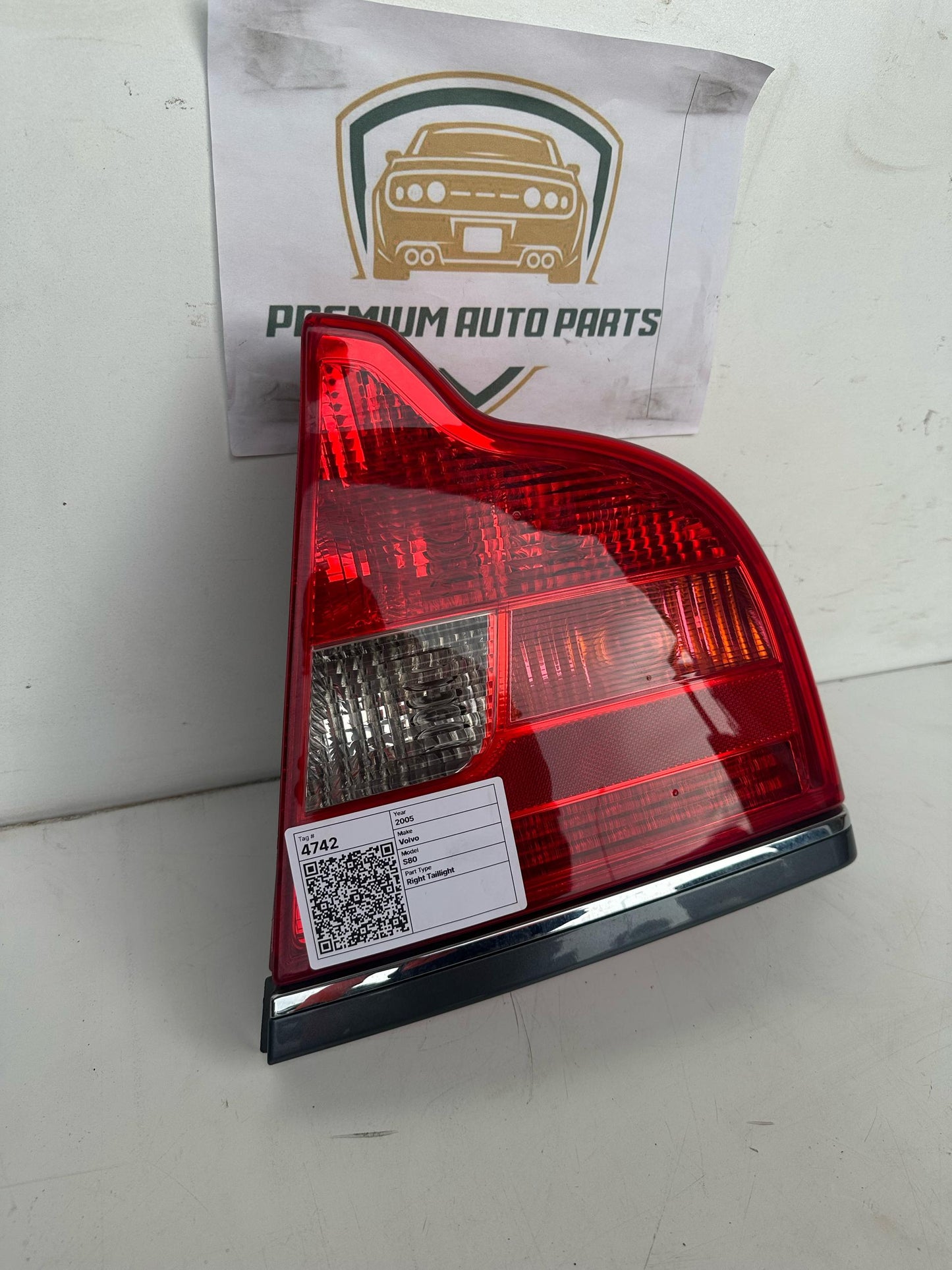 2005   Right Taillight