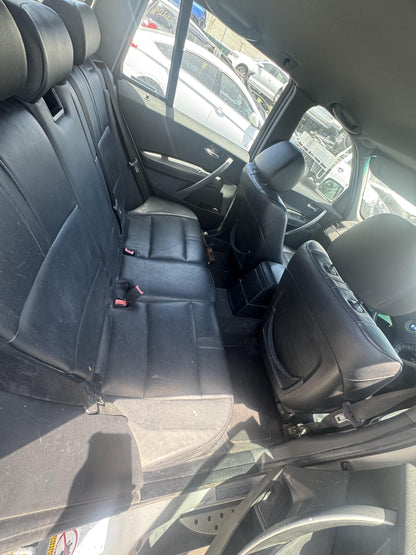 2004 BMW X3  E83Station Wagon 
BMW
X3