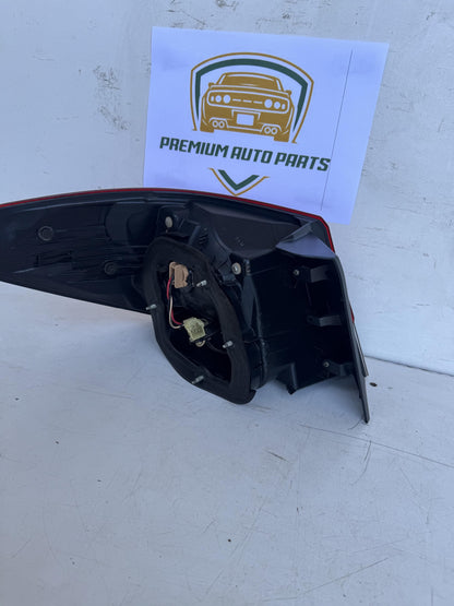 2012  V BM Right Taillight