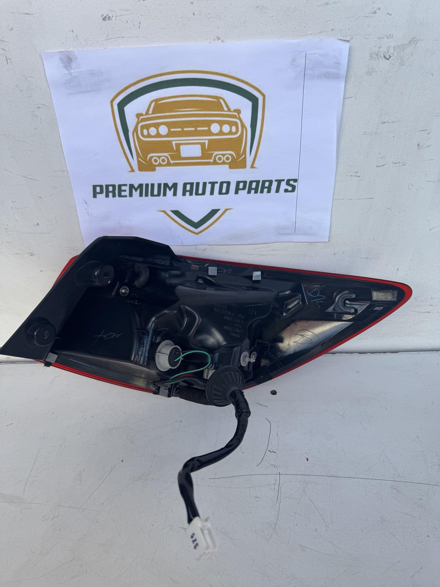 2015   Left Taillight