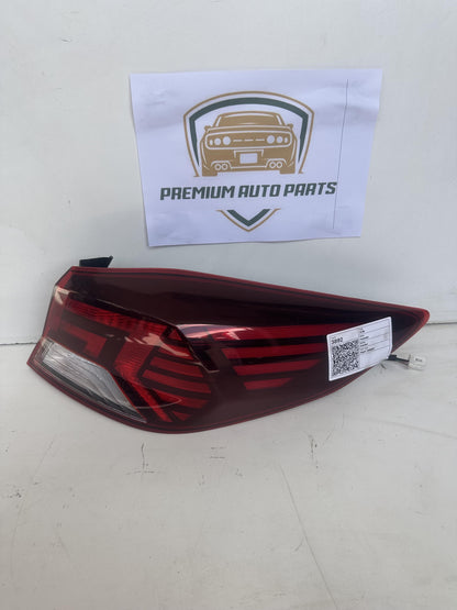 2018   Right Taillight