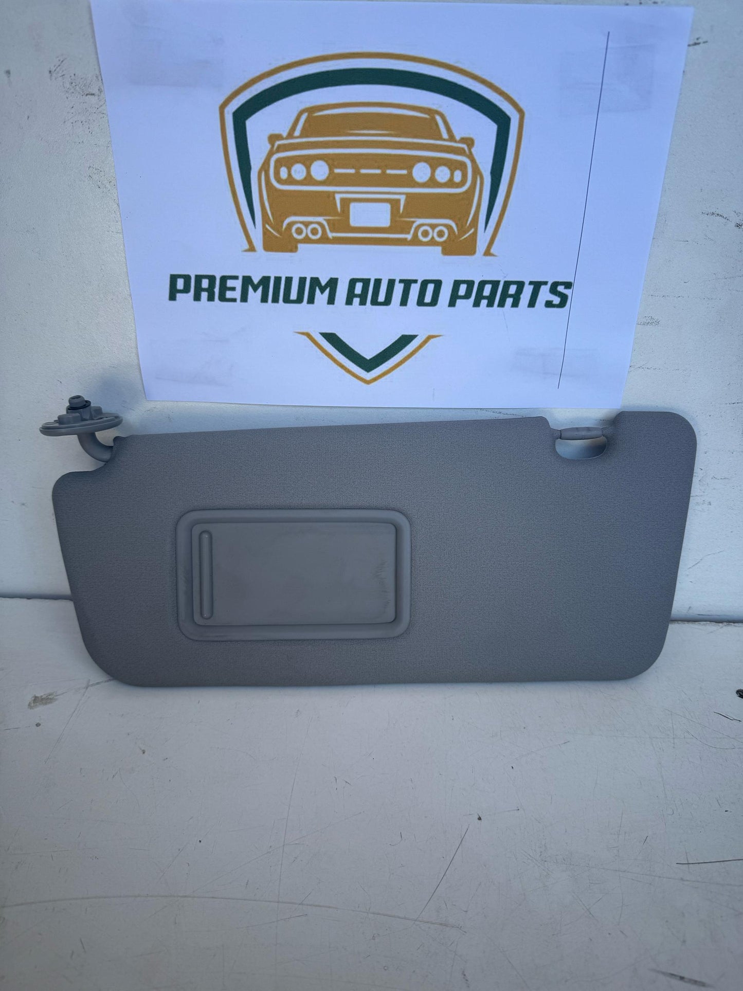 2004   Left Sun Visor