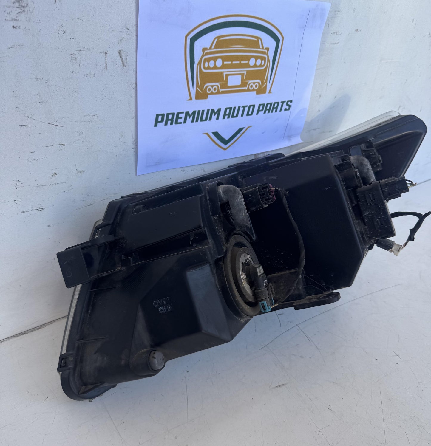 2014  JC Right Headlight