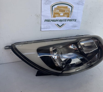2015  UB Right Headlight
