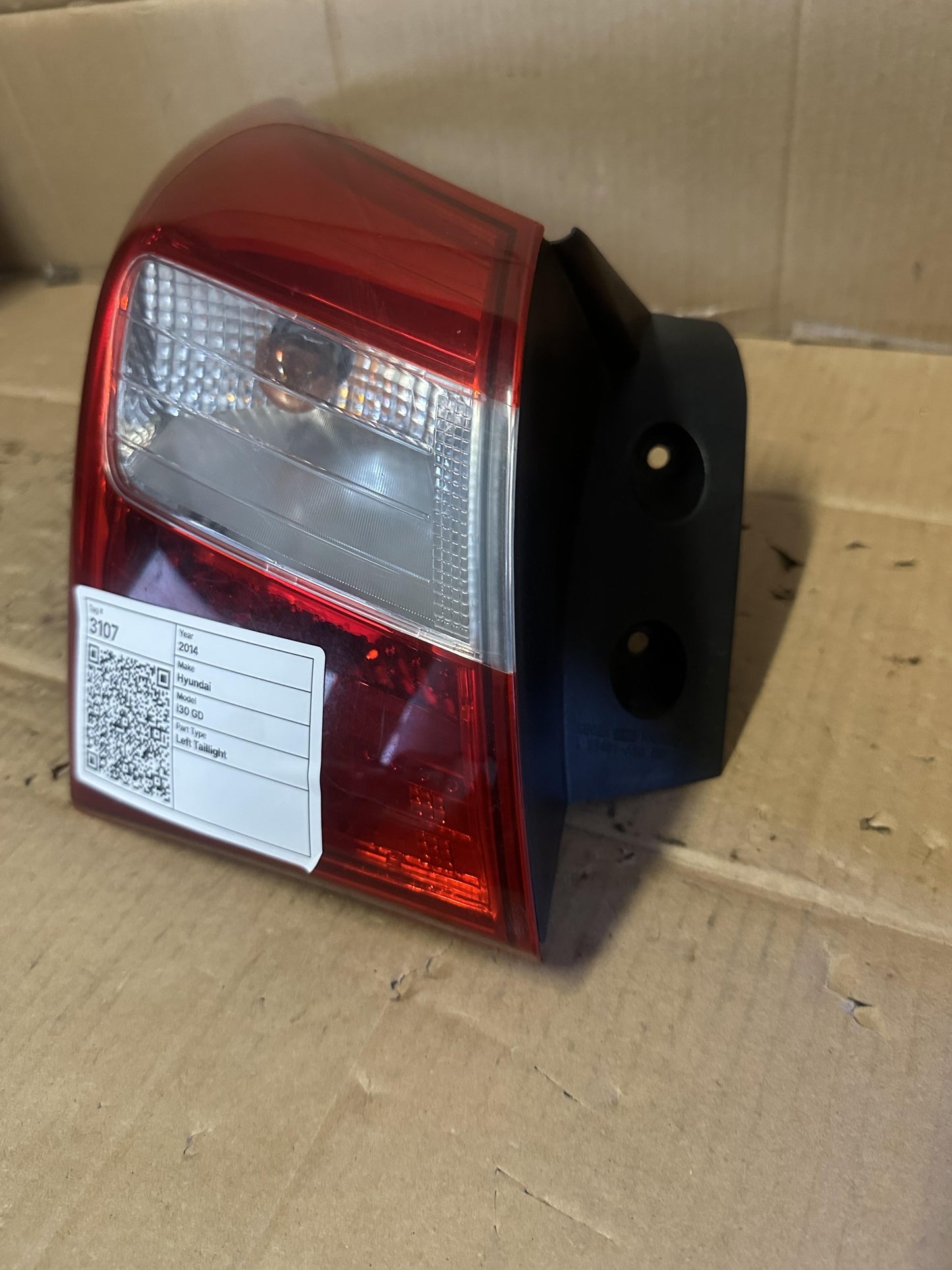 2014   Left Taillight