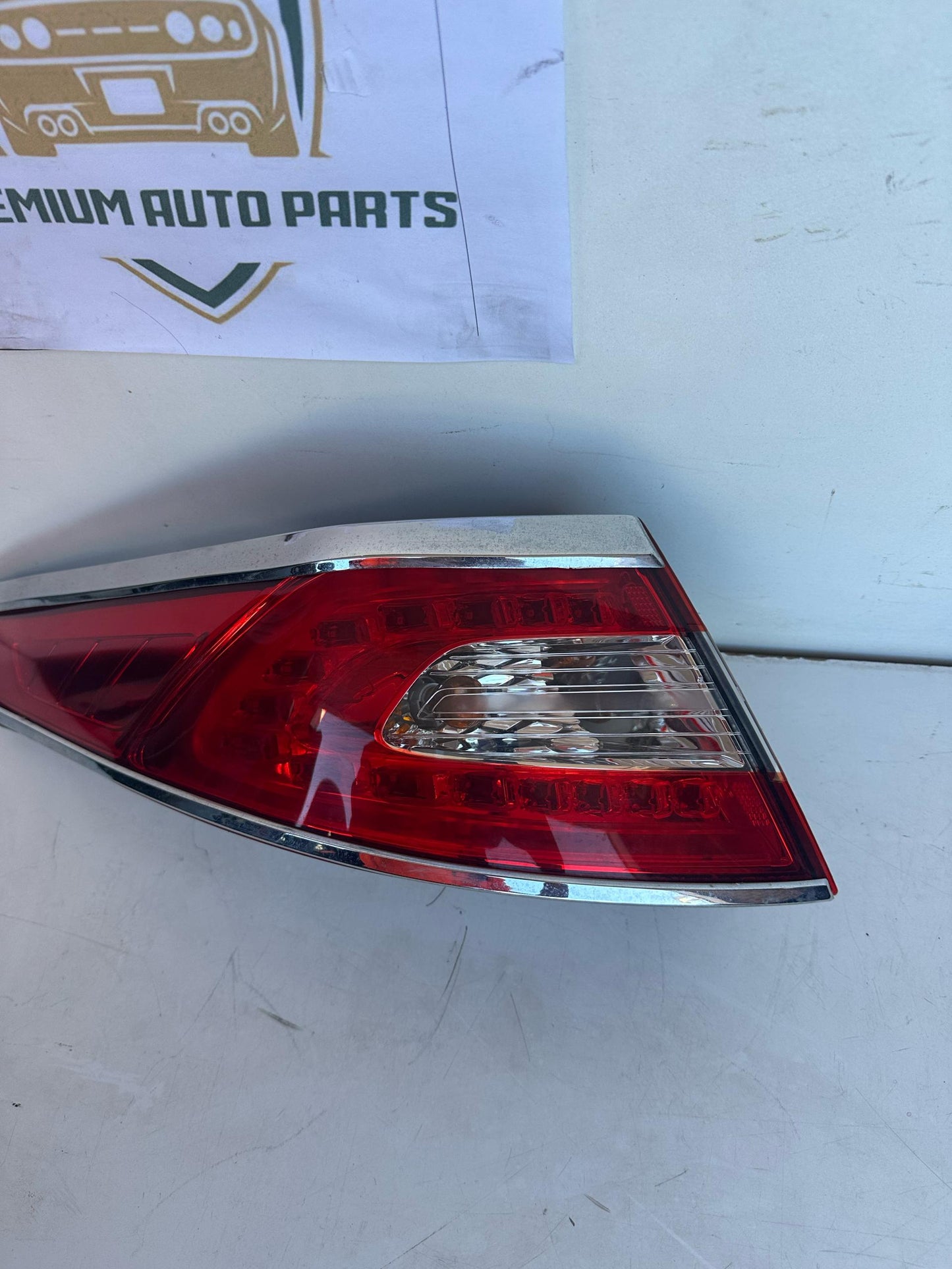 2011 Kia Optima TF Left Taillight