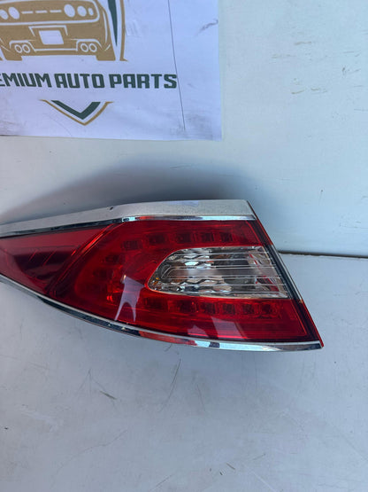 2011 Kia Optima TF Left Taillight