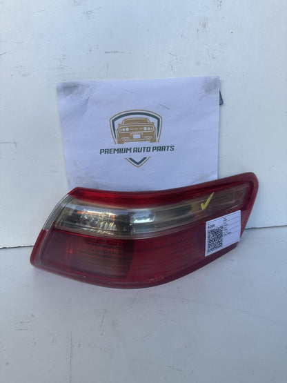 2008  XV40 Right Taillight