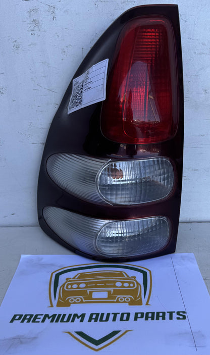 2006   Left Taillight