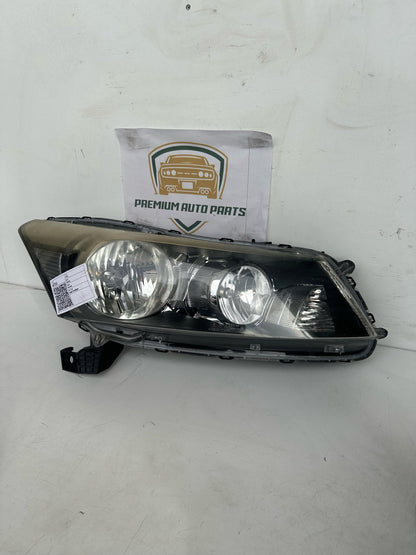 2010   Right Headlight