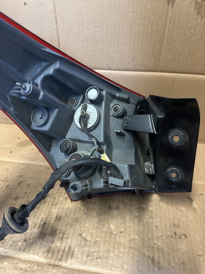 2014   Right Taillight