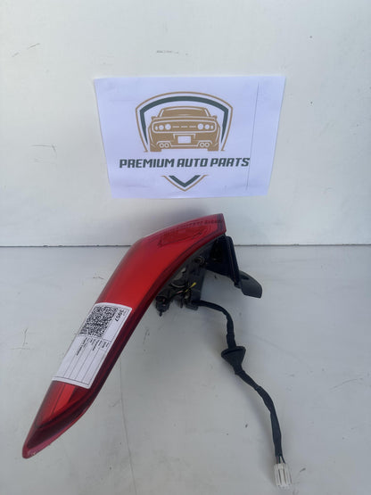 2016   Right Taillight