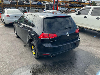 2015 Volkswagen Golf  Hatchback 
Volkswagen
Golf
