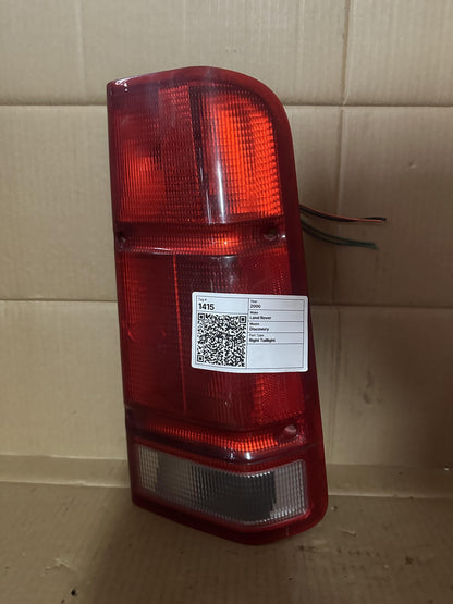 2000  II L318 Right Taillight