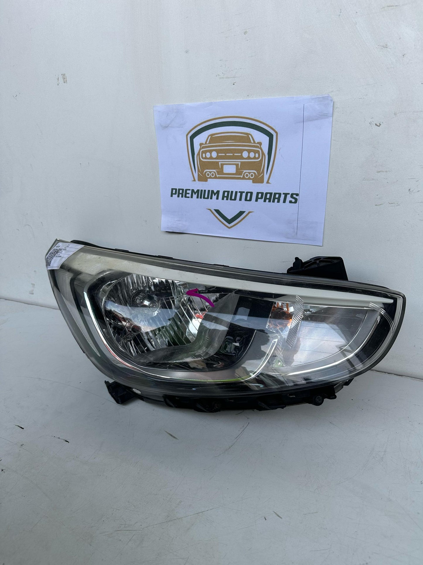 2015  RB Right Headlight