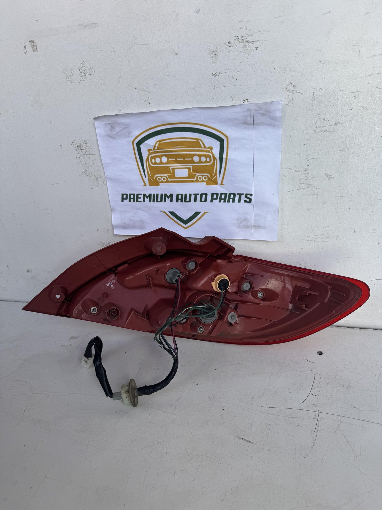 2007   Left Taillight