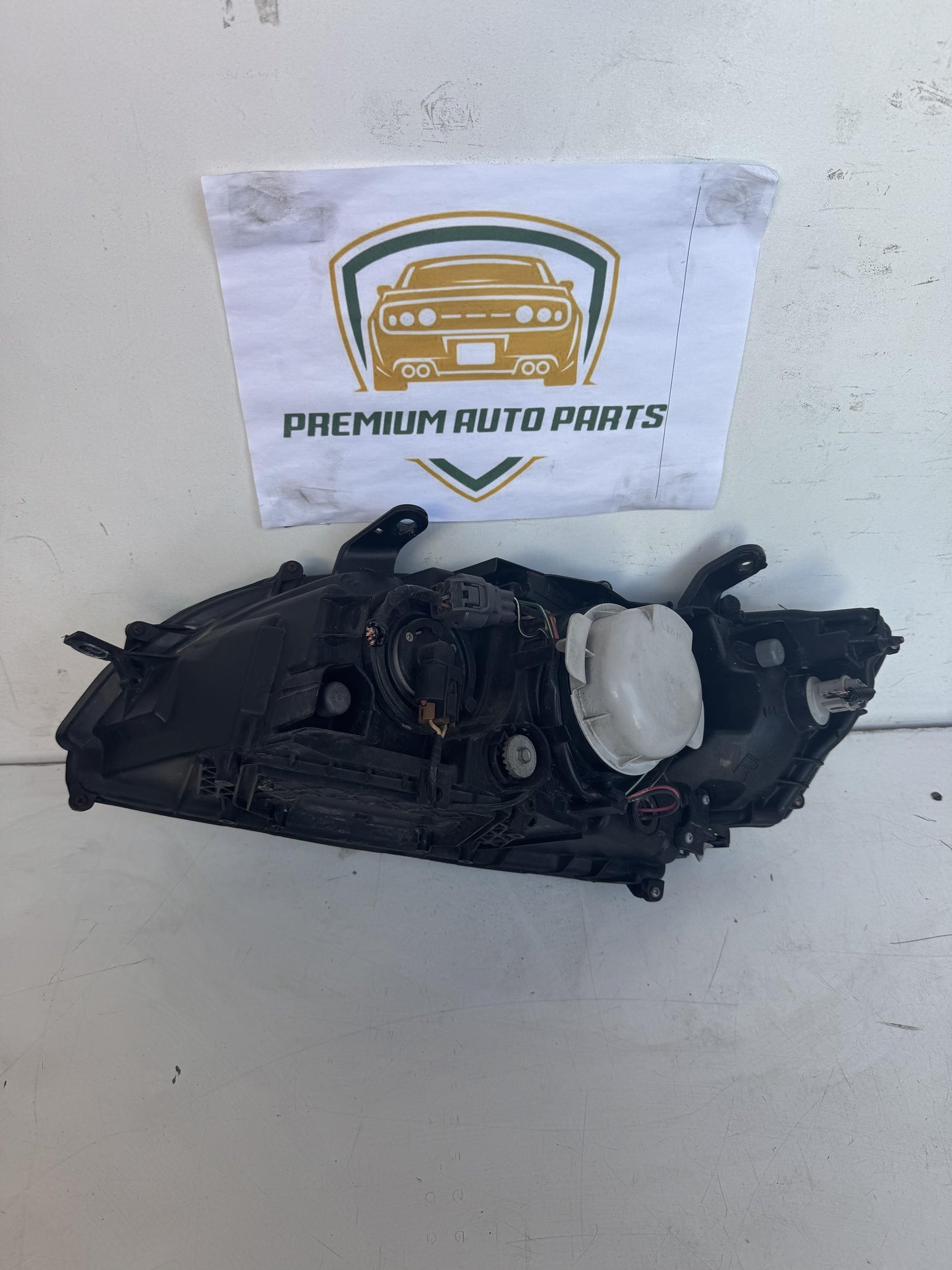2006 Right Headlight