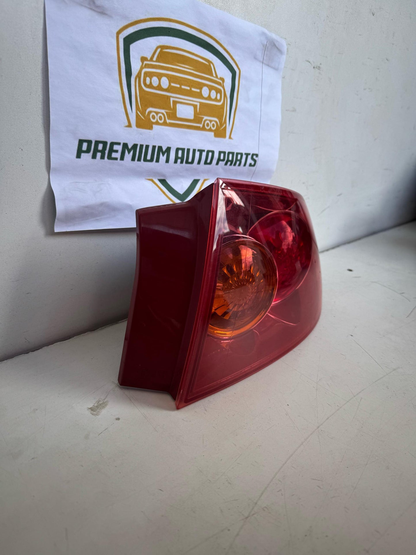 2005   Right Taillight