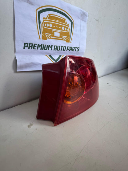 2005   Right Taillight