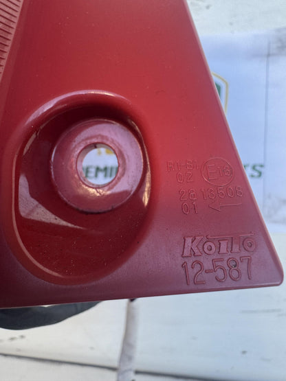 2014   Left Taillight