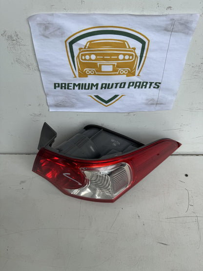 2009   Right Taillight