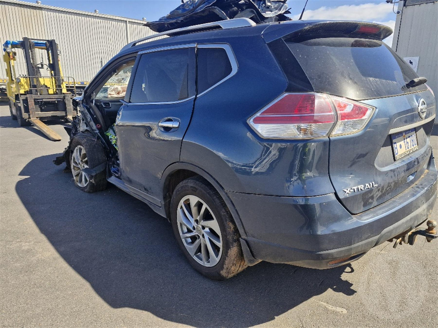 Nissan 
X-Trail