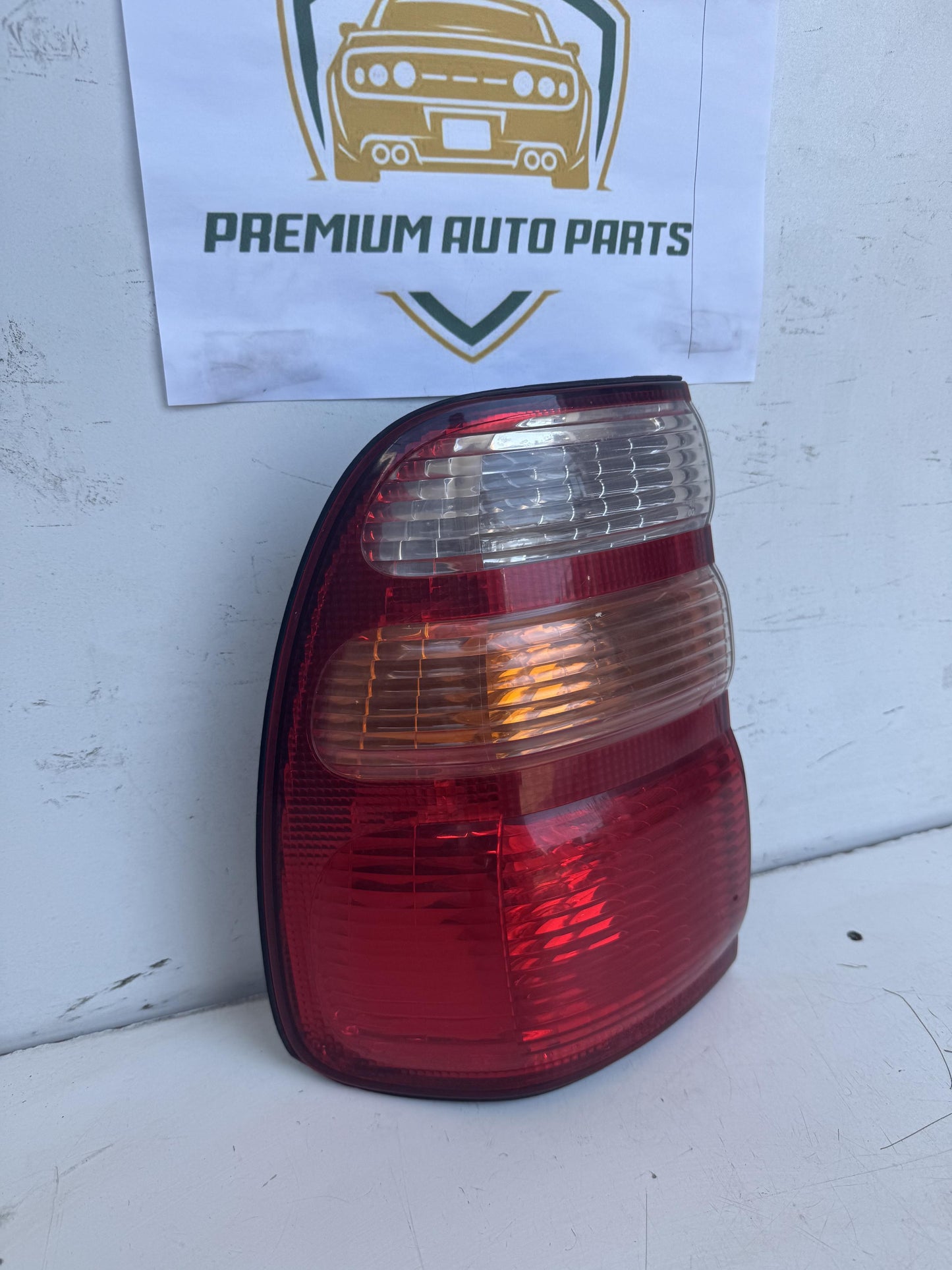 1999   Left Taillight