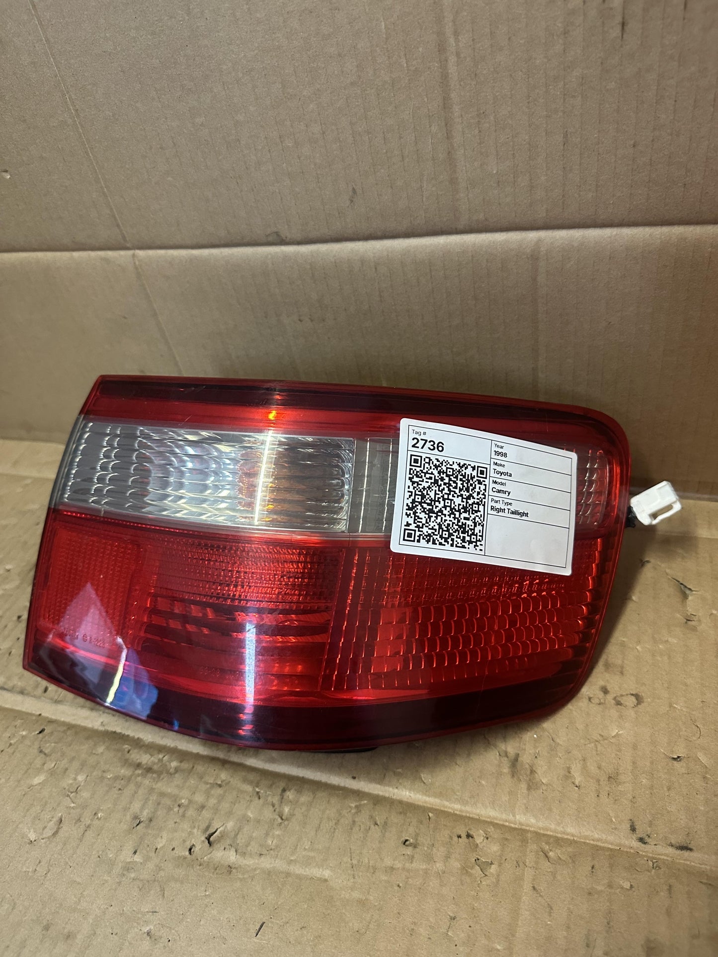 1998   Right Taillight