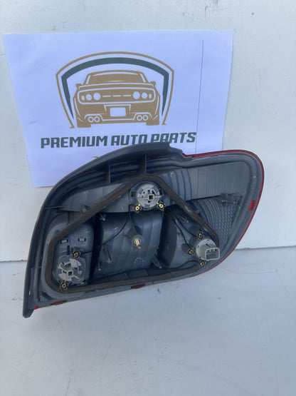 2003   Left Taillight