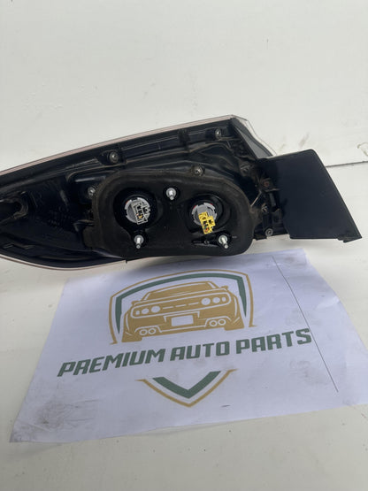 2013  II BL Right Taillight