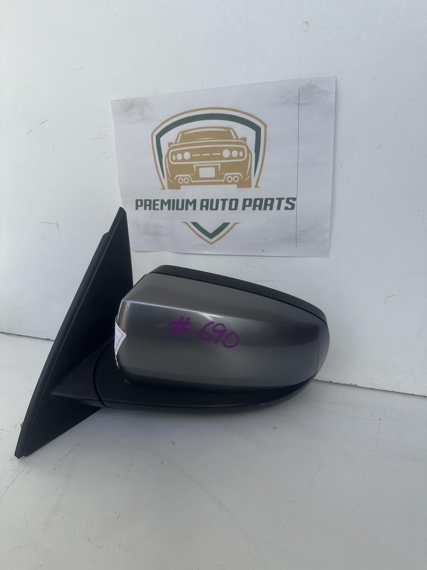 2010  E70 Left Door Mirror