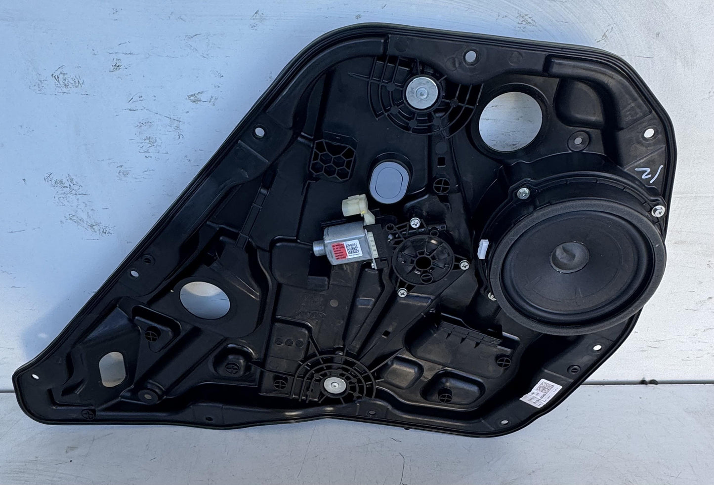2022   Right Rear Window Regulator/Motor