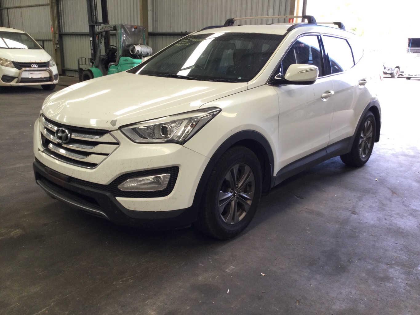 2013 Hyundai Santa Fe  DMStation Wagon 
Hyundai
Santa Fe