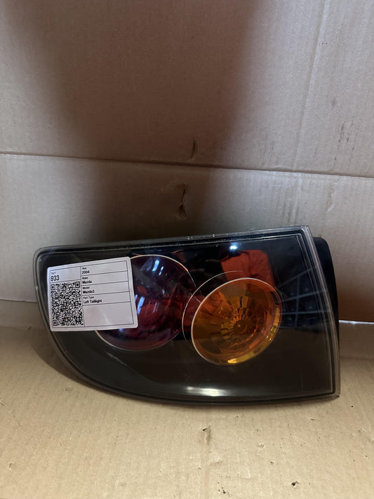 2004  I BK Left Taillight