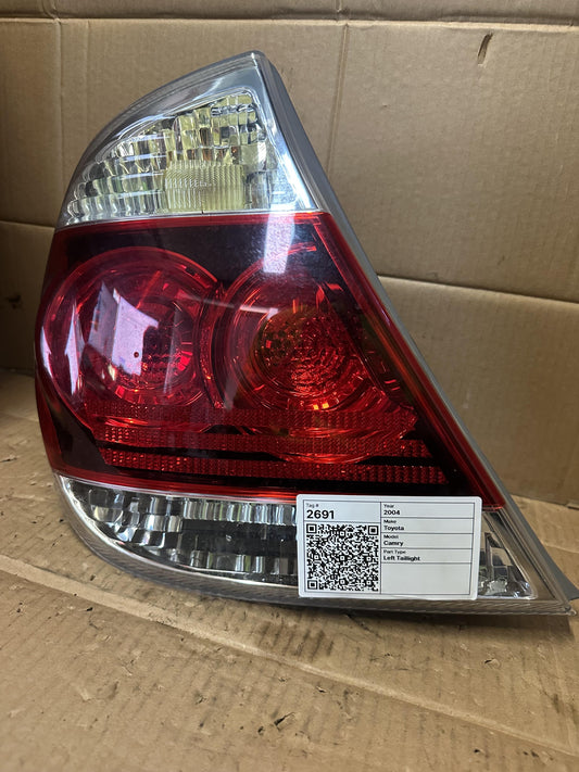 2004  Sportivo Left Taillight