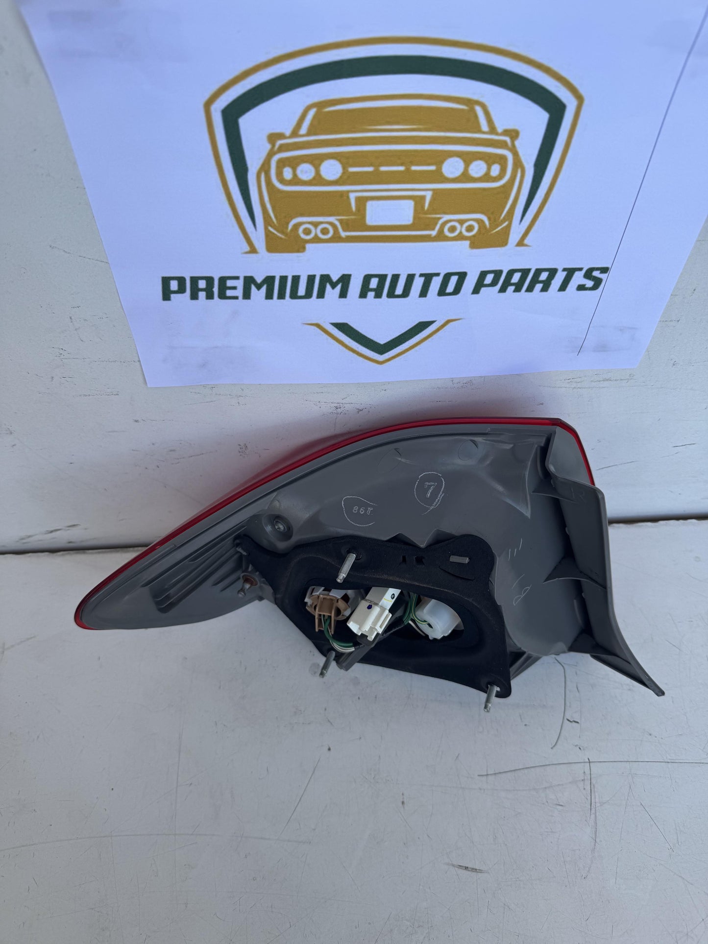 2008   Right Taillight
