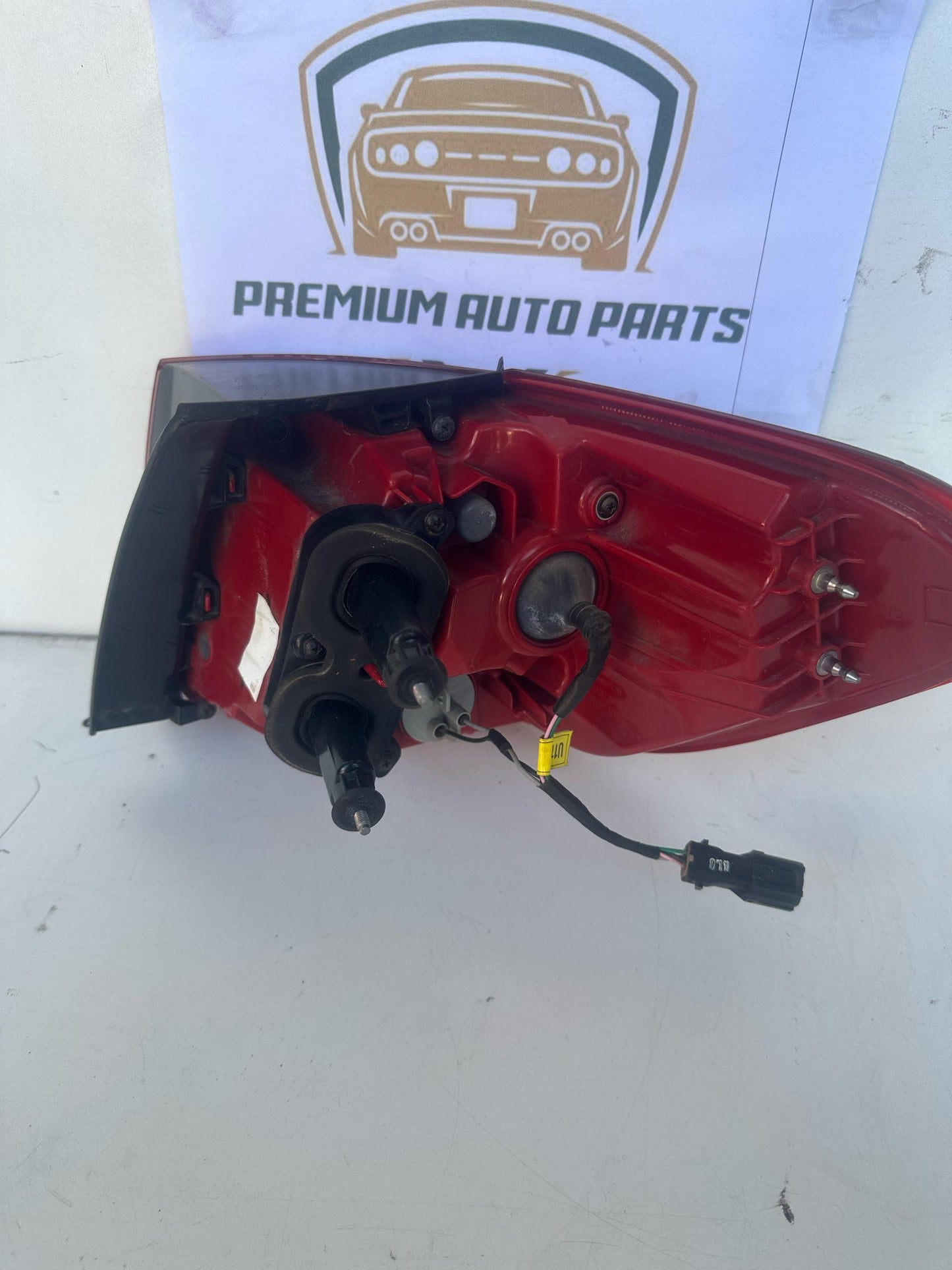 2016   Left Taillight