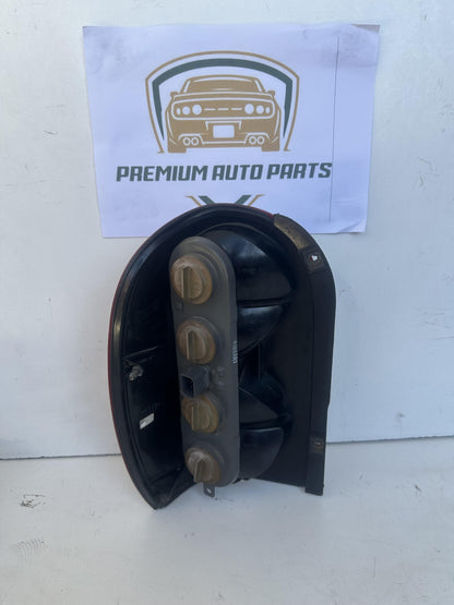 2006   Right Taillight